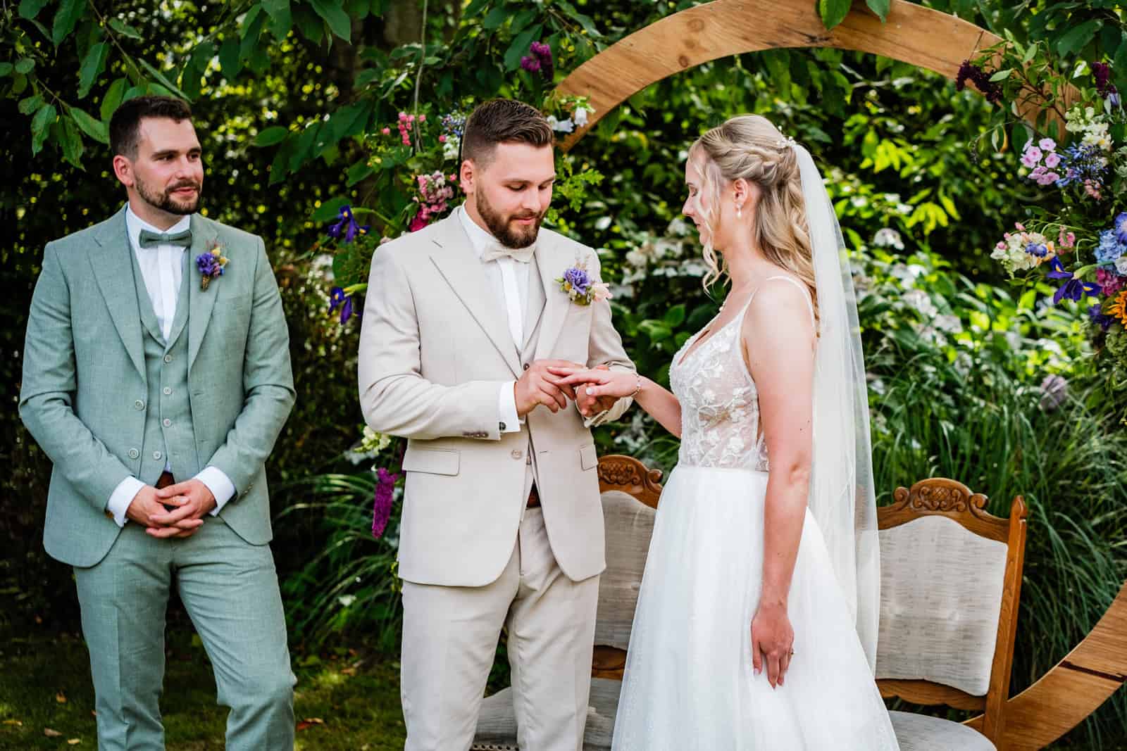 Hochzeit auf Schloss Meierhof in Düsseldorf