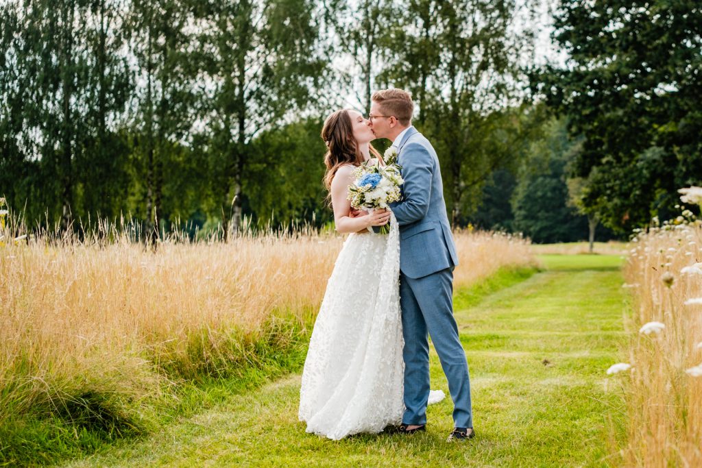 hochzeit-im-röttgenhof-in-meerbusch-hochzeitsfotograf-neuss