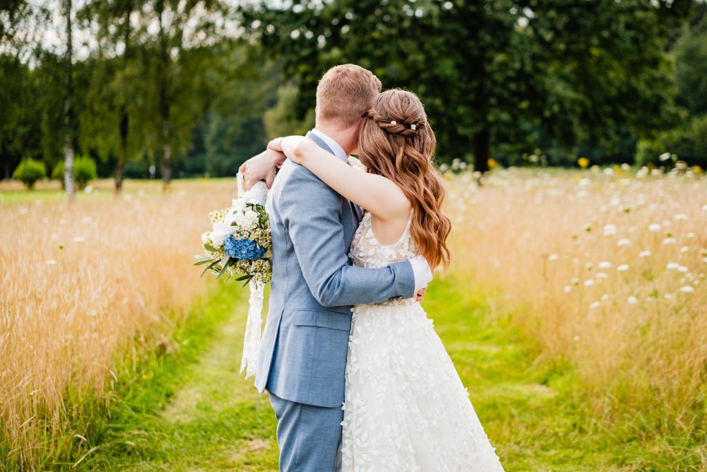 hochzeit-im-röttgenhof-in-meerbusch-hochzeitsfotograf-neuss