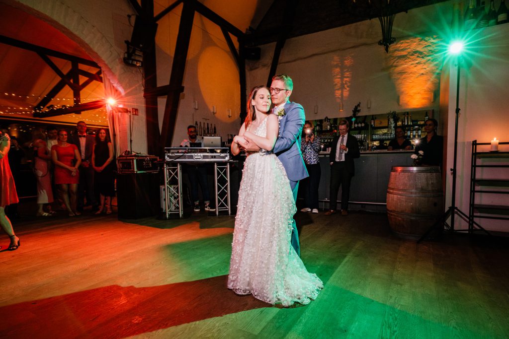 hochzeit-im-röttgenhof-in-meerbusch-hochzeitsfotograf-neuss